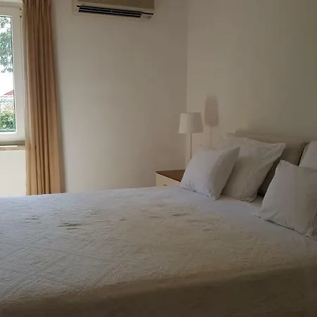 Colonial Close To Lone Beach Apartment *